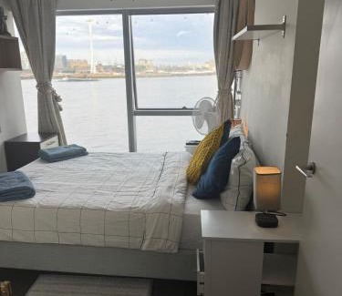 Peninsula Apartment | Stylish & Spacious 2BR 2BA, 02 Greenwich
