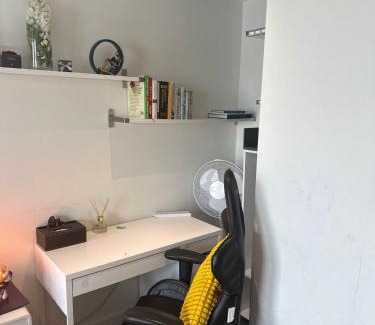 Peninsula Apartment | Stylish & Spacious 2BR 2BA, 02 Greenwich