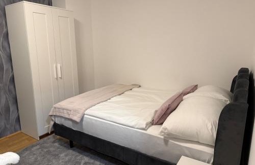 Vienna Apartment | Stylish Stadlau Apartment - Free Parking