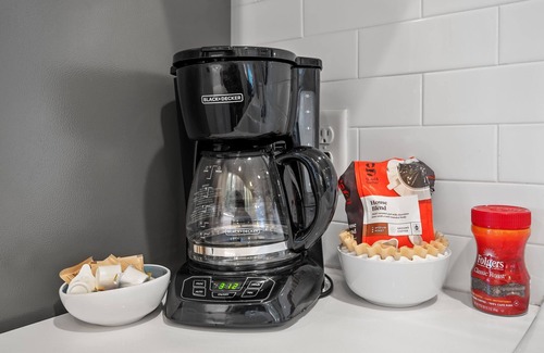 Union Park Apartment | Stylish Stay for Families Near Campus