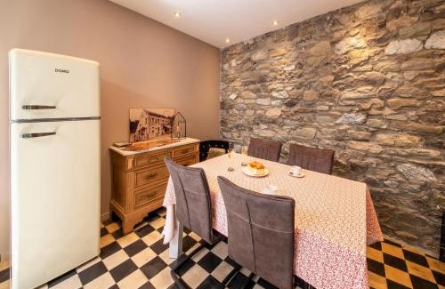 Tilff House | Stylish Stay Near Forest