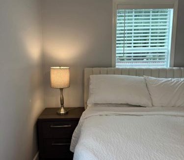 Lafayette Apartment | Stylish Stay on Elizabeth-near to Cafes and Music