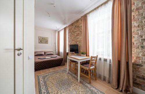 Grizinkalns Apartment | Stylish Studio Close to City Center, Cafés & Parks & Local Dining