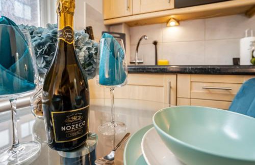 Barbican Apartment | Stylish Studio in Barbican - Prime City Location