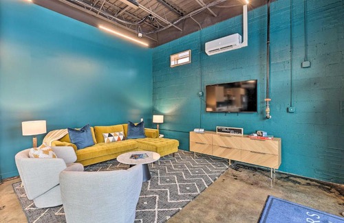 Damascus Apartment | Stylish Studio in Dtwn Damascus Hike and Bike!