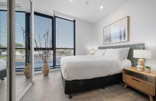 North Fremantle Apartment | Stylish Studio Near Fremantle Cafés and Beaches