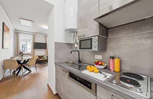 Rudolfsheim-Funfhaus Apartment | Stylish Studio, Smart TV, 2 Beds