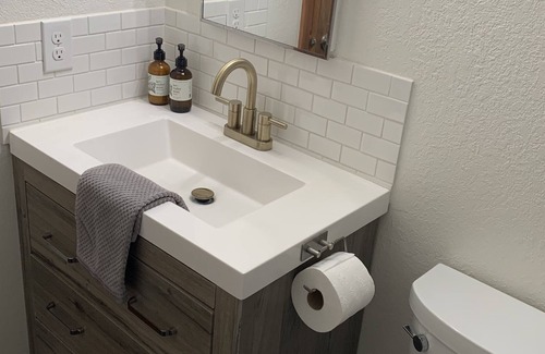 Redmond Apartment | Stylish Studio