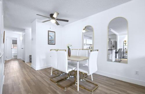 Beltline Apartment | Stylish Suite at Stampede w Free Parking and AC