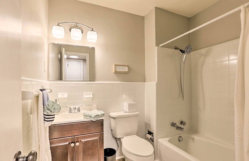 Tallahassee House | Stylish Sunshine State Escape - 2 Mi to FSU!