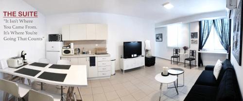Tel Aviv Apartment | Stylish Tel Aviv