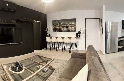 Tel Aviv Apartment | Stylish Tel Aviv