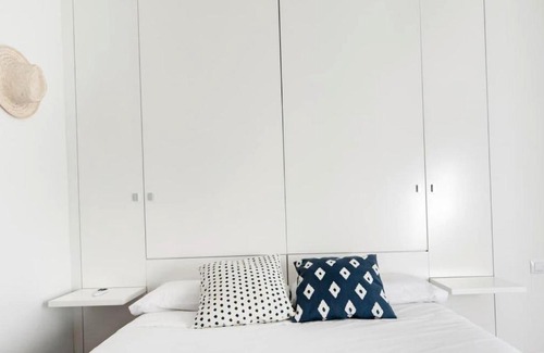 El Cabanyal Apartment | Stylish terrace house 443/2