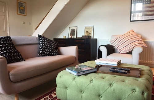 West Hampstead Apartment | Stylish top floor 1 bed flat in West Hampstead