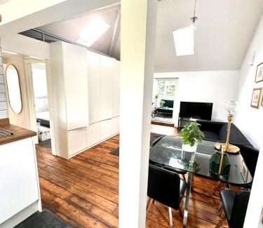 Cantelowes Apartment | Stylish Top Floor Flat in the Heart of Camden!