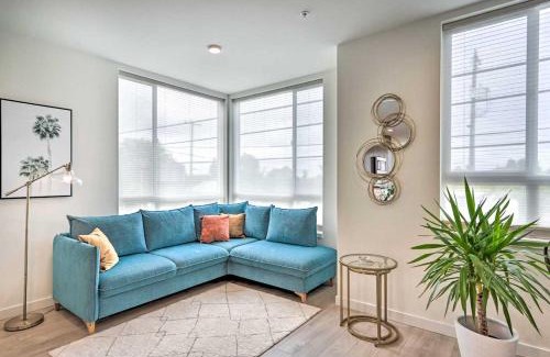 Whittier Heights Apartment | Stylish Townhome in Ballard