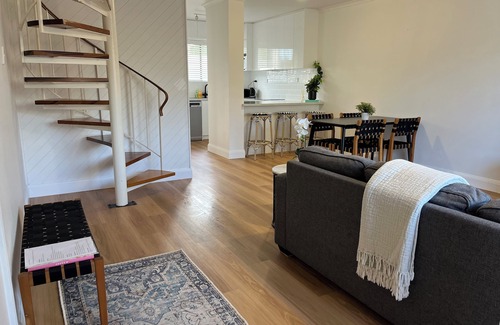 Parkside House | Stylish townhouse in leafy Parkside close to CBD