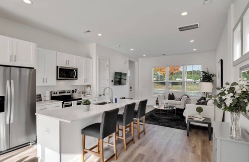 Charlotte House | Stylish Two Story Close to South End and Uptown