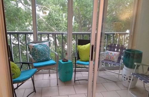 Trailer Estates Condo | Stylish Updated condo near Bradenton/Holmes beach -Anna marie island-Heated pool