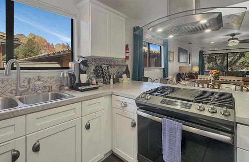 Uptown Sedona House | Stylish Uptown House-Views-Hot Tub-Pets OK, The Uptown House~Red Rock Getaway