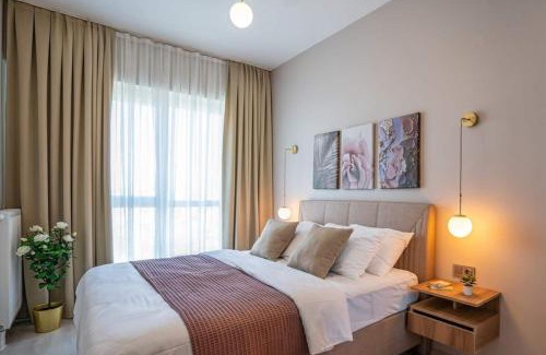 Mahmutbey Apartment | Stylish Urban Apt- Soak Up The City's Vibes
