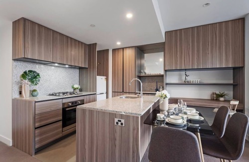 Carlton South Apartment | Stylish Urban Living in Carlton