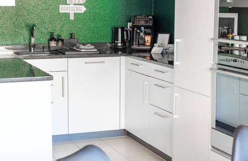 Beatenberg Apartment | Stylish vacation apartment with panoramic views and sauna