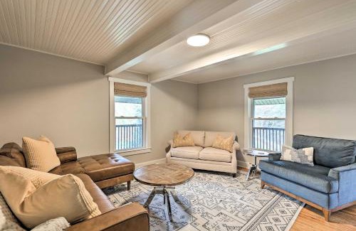 Vilas House | Stylish Vilas Hideaway Hike, Ski and Explore!