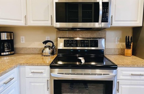 Santa Clara Condo | Stylish w/Balcony Ace location, Self Check-in