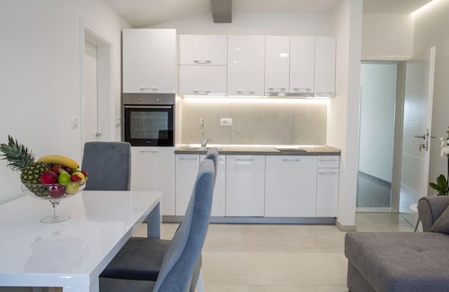 Imotski Apartment | Stylish White Haven, Imotski