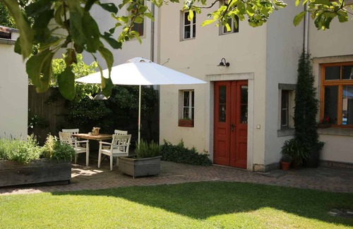 Kaditz Apartment | Stylishly furnished vacation apartment in Dresden including bicycles, close to the city center