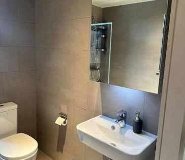 Shoreditch Apartment | Stylist 2 Bedroom Apartment in Central London
