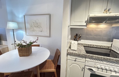 Centro y casco historico Apartment | Stylo-Apartment-Balcony-Private Bathroom