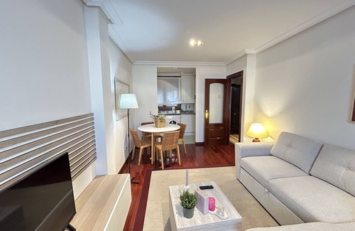 Centro y casco historico Apartment | Stylo-Apartment-Balcony-Private Bathroom