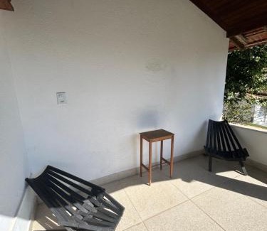 Vila Margarida House | Suíte na casa Vida Mansa