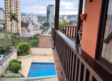 Velha House | Suíte Theo