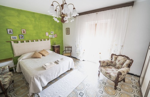 Cuglieri House | Su 'e Torigheddu - Typical Cousin house with panoramic terrace