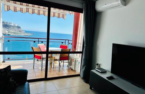 Mogan Apartment | Su Eminencia - Sea View Apartment with Modern Comforts