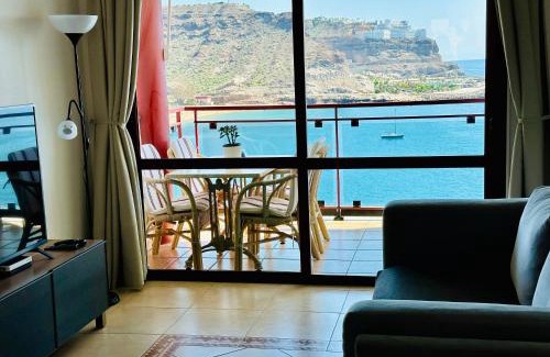 Mogan Apartment | Su Eminencia - Sea View Apartment with Modern Comforts