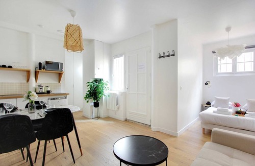 Quartier des Grandes-Carrieres Apartment | Suberb apartment - 1BR/4P - Sacré Coeur