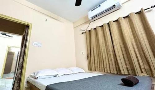 Kolkata Apartment | Subha's Home Stay