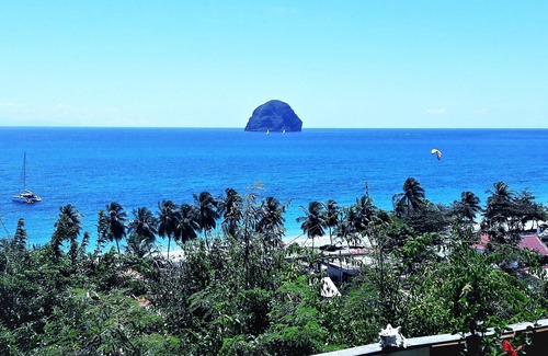 Le Diamant Villa | Sublime 180 ° view of the Baie du Diamant! Beach 150m away! Swimming pool