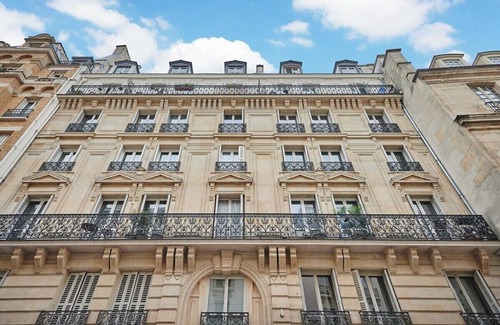 Marais Apartment | SUBLIME APARTMENT IN THE HEART OF PARIS IN THE “MARAIS”