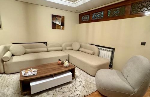 Ifrane Ski Chalet | Sublime chalet à Ifrane avec piscine et parking gratuit