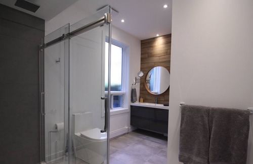 La Petite-Patrie Apartment | Sublime Condo Moderne - 3 Chambres-metro