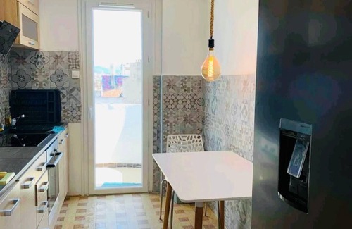 La Joliette Apartment | Sublime et Luxueux Logement Vue sur Tout les Monuments de Marseille, sur la mer