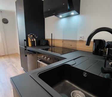 Montelimar Apartment | Sublime T2 en plein centre climatisé