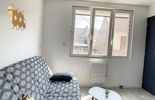 Saint-Quentin Apartment | SUBLIME T2 TOUT EQUIPE PROCHE GARE CENTRE VILLE