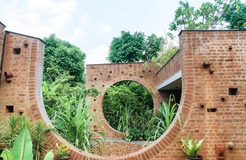 Agara House | Subterranean Ruins Resort