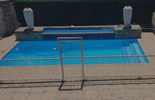 Maseru House | Suburban City View Home